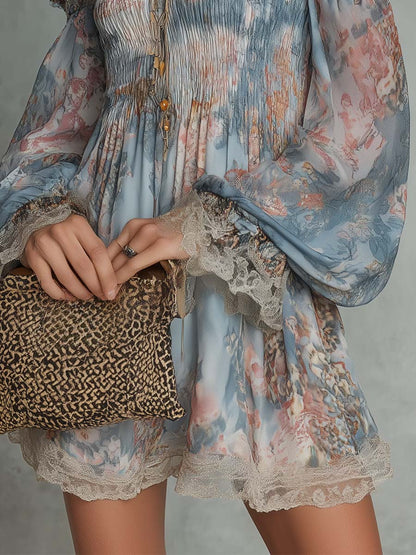 Assunta | Vestito mini in chiffon arricciato con scollo a spalle scoperte e motivo floreale romantico
