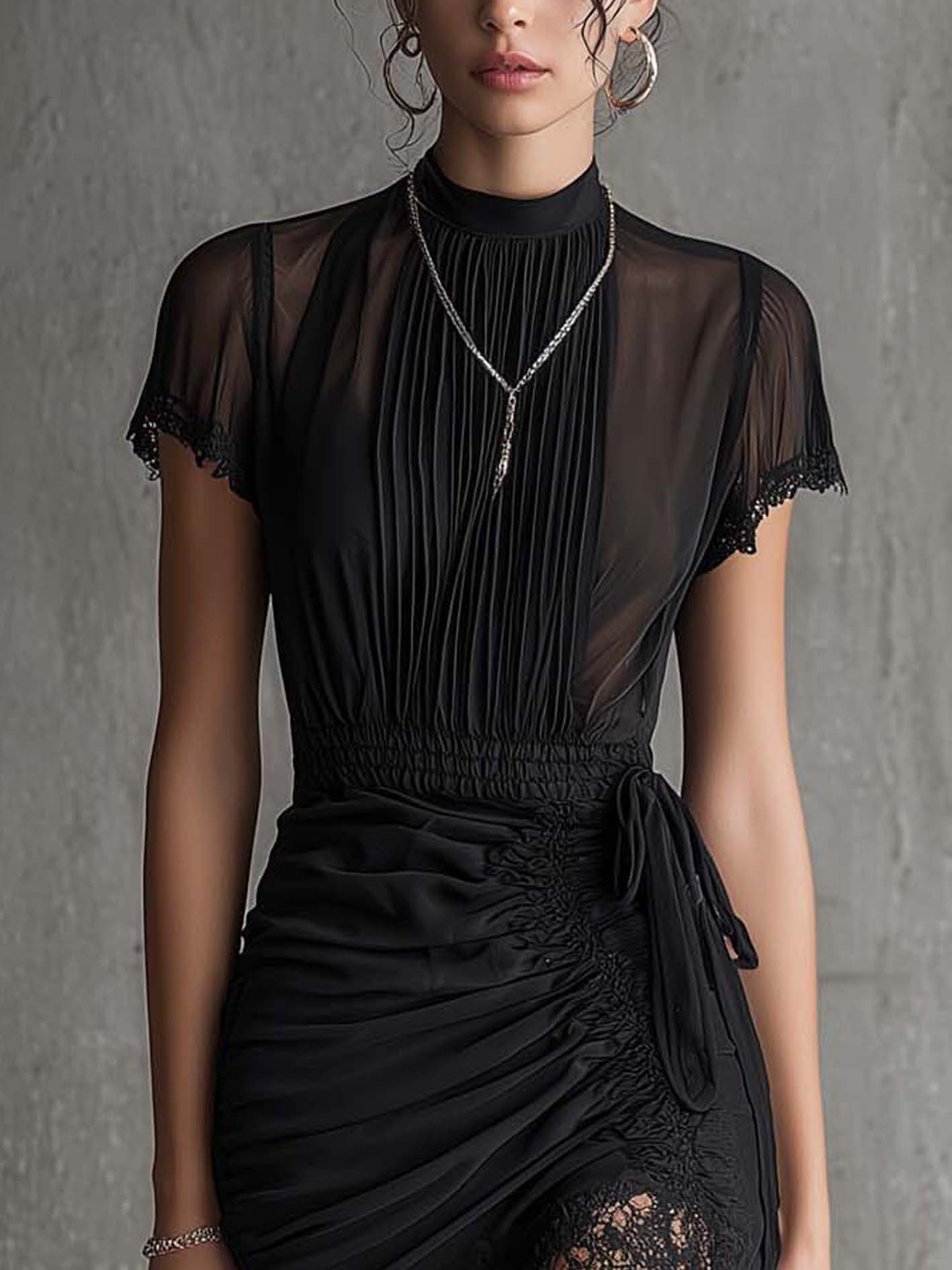 Lucrezia - Vestito mini nero in chiffon plissettato in vita, con bordo in pizzo