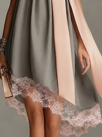 Natalia | Vestido mini gris de satén con cuello halter, lazo y ribete de encaje