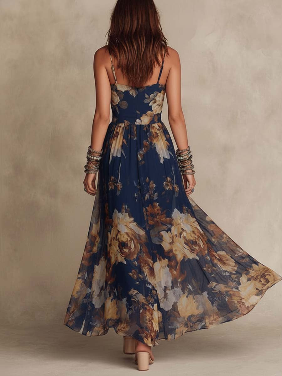 Rosa | Vestido maxi de chifón azul marino con estampado floral y tirantes finos